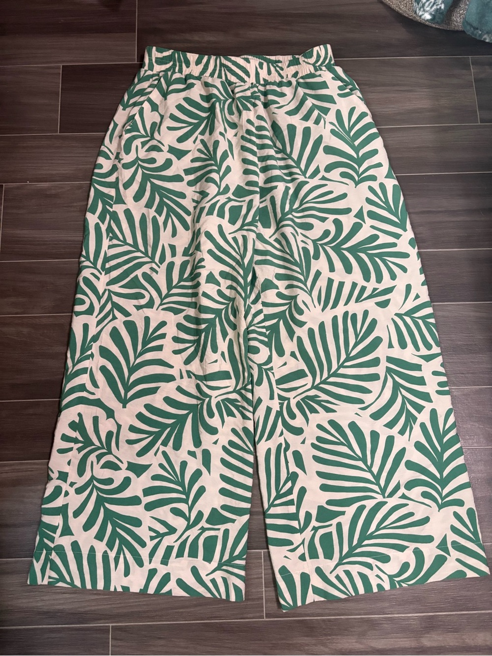 Reitmans wide leg pants